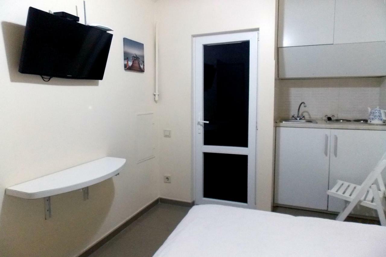Compact Studio In The City Center Leilighet Lviv Eksteriør bilde